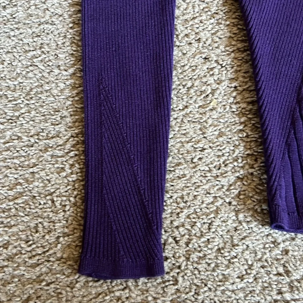 Deep purple women’s medium White House Black Market turtleneck - Picture 3 of 9